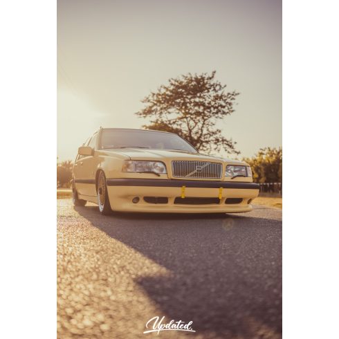 Keret nélküli rendszámtábla tartó "A" típusú rendszámtáblákhoz